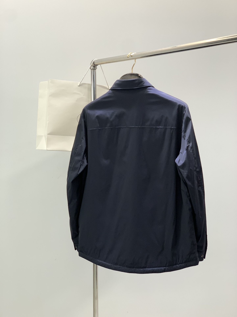 Pra*a outwear